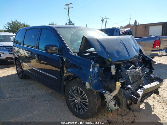 2C4RC1HG0ER297712 Chrysler Town & Country S