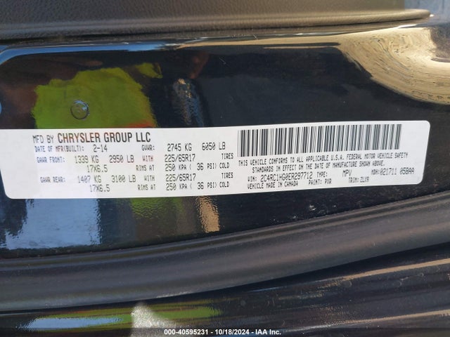 2C4RC1HG0ER297712 Chrysler Town & Country S
