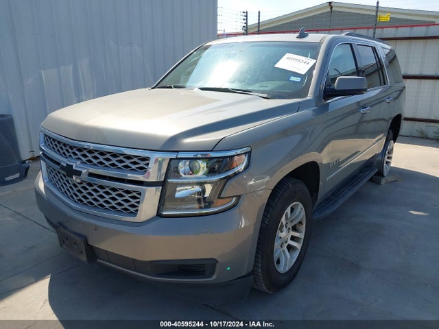 Chevrolet Tahoe Lt 2018 1GNSCBKC2JR225205 Image 2