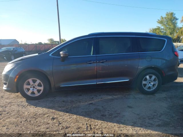 2C4RC1EG3HR570750 Chrysler Pacifica Touring-l Plus