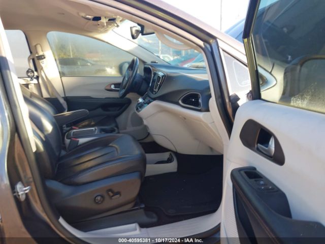 2C4RC1EG3HR570750 Chrysler Pacifica Touring-l Plus