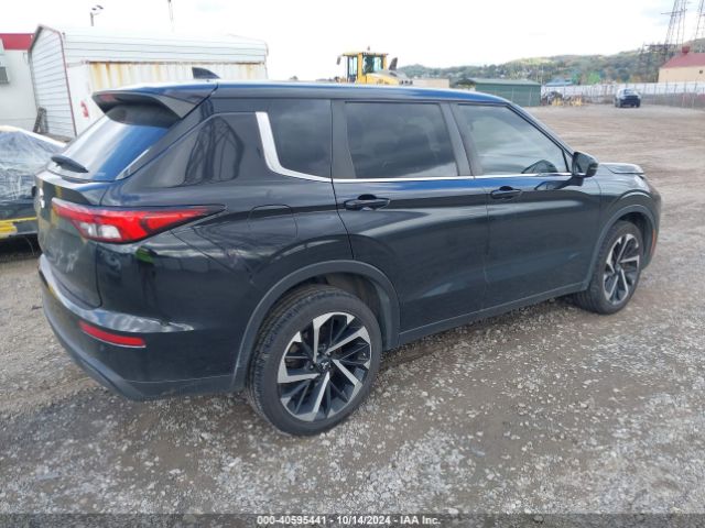 2022 MITSUBISHI OUTLANDER JA4J4TA88NZ007967 Photo 3
