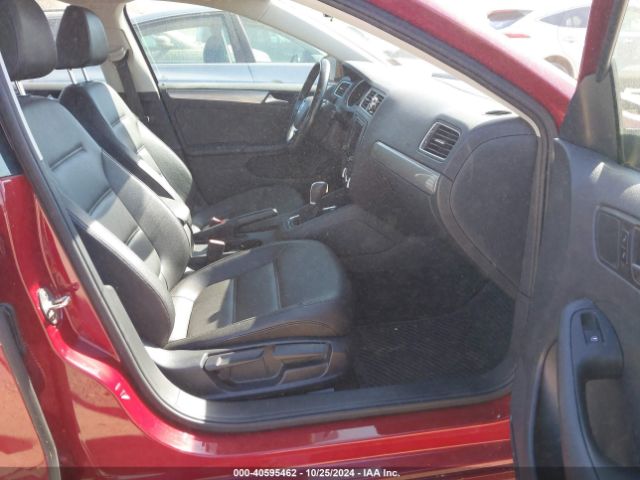 3VWDB7AJXJM224304 Volkswagen Jetta 1.4t Se/1.4t Wolfsburg Edition