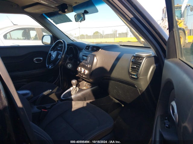 KIA Soul 2014 KNDJN2A27E7010587 Image 5