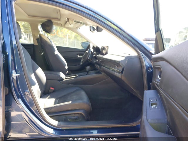 1HGCY2F68RA057598 Honda Accord
