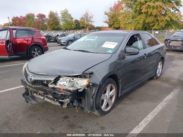 Toyota CAMRY SE 2014 4T1BF1FKXEU375668 Image 2
