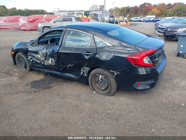 Honda Civic Lx 2018 2HGFC2F59JH561392 Image 3