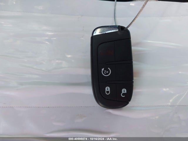 3C4NJCCB6LT211244 Jeep Compass Limited Fwd