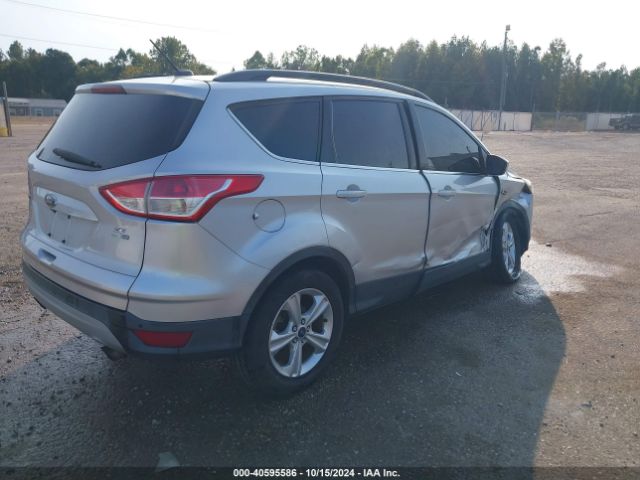 1FMCU9G98EUD33178 Ford ESCAPE SE