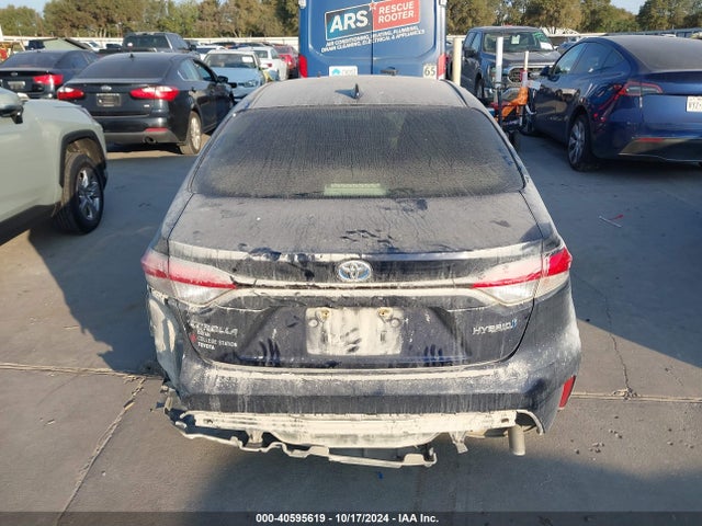 Toyota Corolla Hybrid Le 2021 JTDEAMDE6MJ008801 Image 17