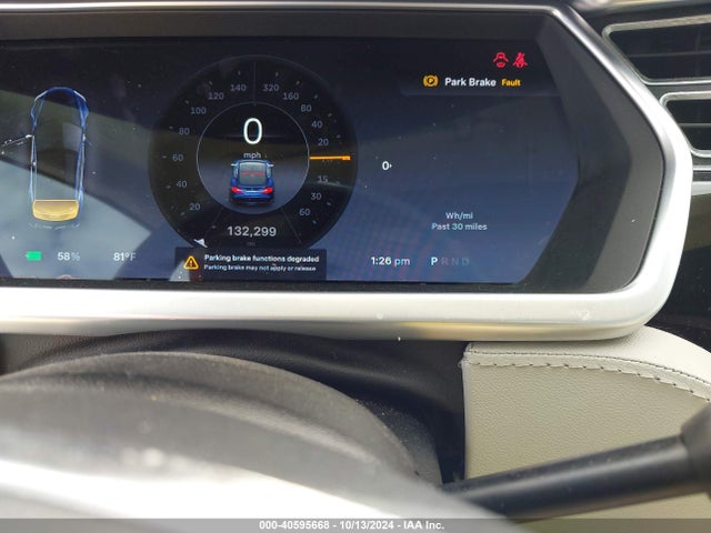 40595668 :رقم المزاد ، 5YJSA1DP9DFP10833 vin ، 2013 Tesla Model S Performance مزاد بيع