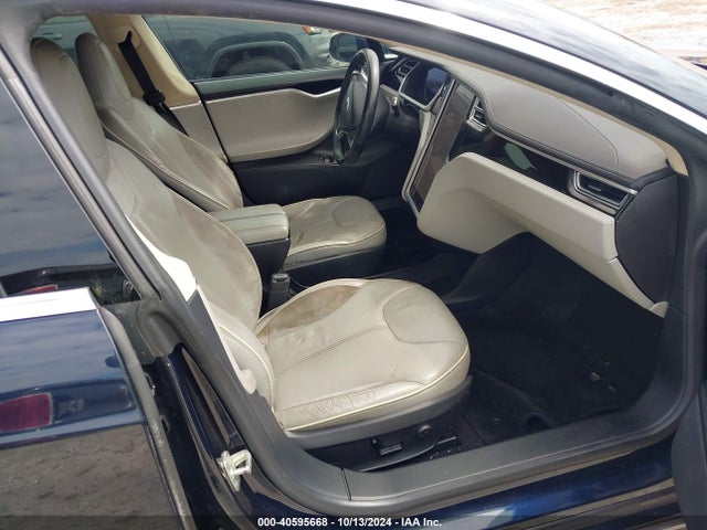 2013 TESLA MODEL S 5YJSA1DP9DFP10833 Photo 4