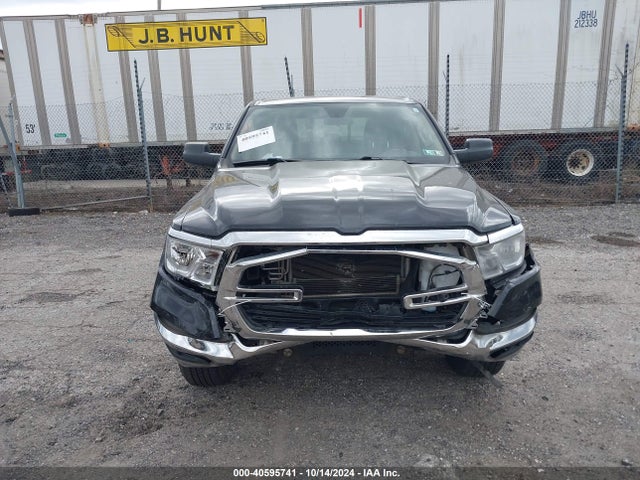 1C6RRFBG2LN411067 RAM 1500 Big Horn  4x4 6'4 Box