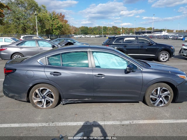 Subaru Legacy Limited 2022 4S3BWAN62N3011212 Image 13