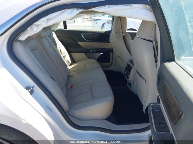 1LN6L9RP5K5600195 Lincoln Continental Reserve