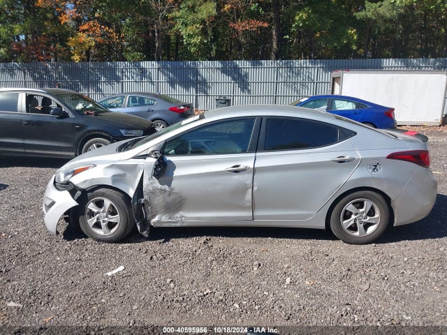 Hyundai ELANTRA SE 2015 KMHDH4AEXFU320659 Image 14