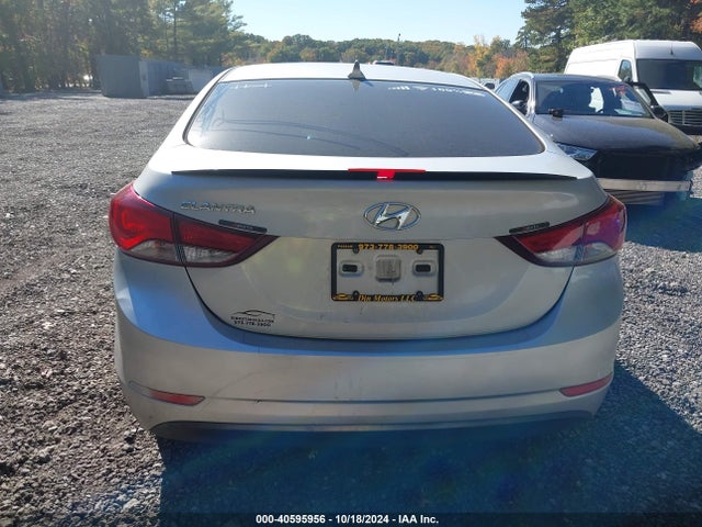 Hyundai ELANTRA SE 2015 KMHDH4AEXFU320659 Image 16