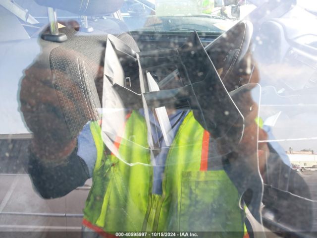 2018 TOYOTA RAV4 2T3WFREV1JW511358 Photo 4