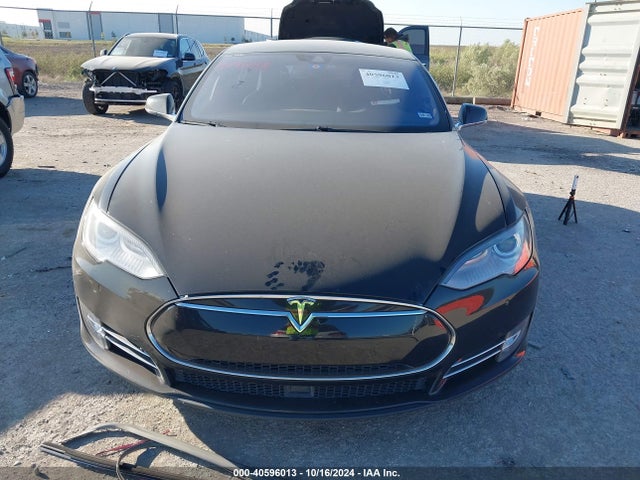 Tesla Model S 60/70/75/85 2016 5YJSA1E18GF134036 Image 12