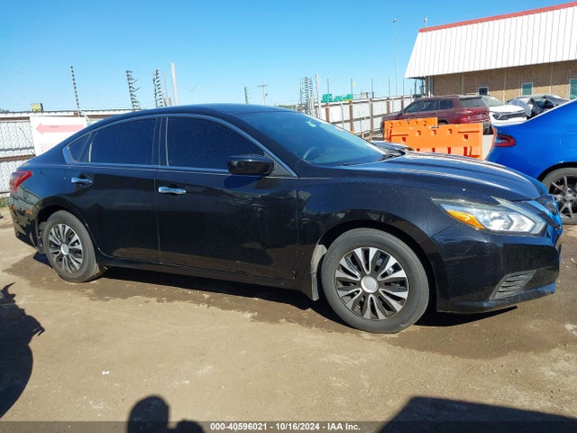 Nissan Altima 2.5 S 2018 1N4AL3AP2JC101832 Image 13