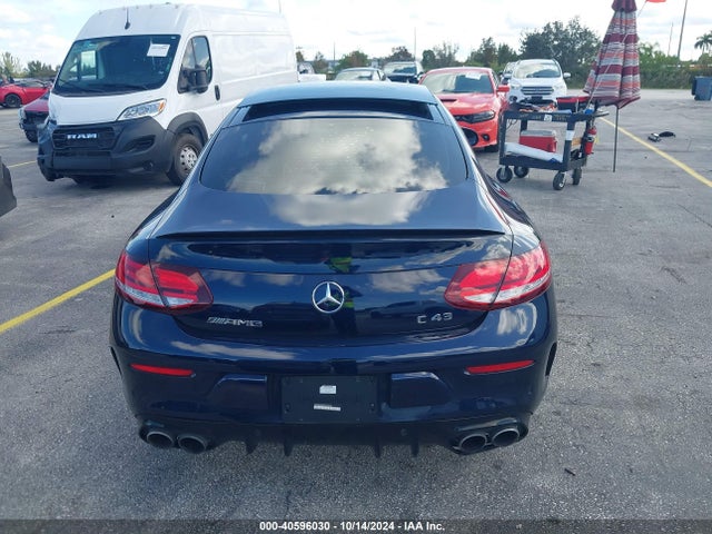 WDDWJ6EB0KF928868 Mercedes-Benz Amg C 43 4matic