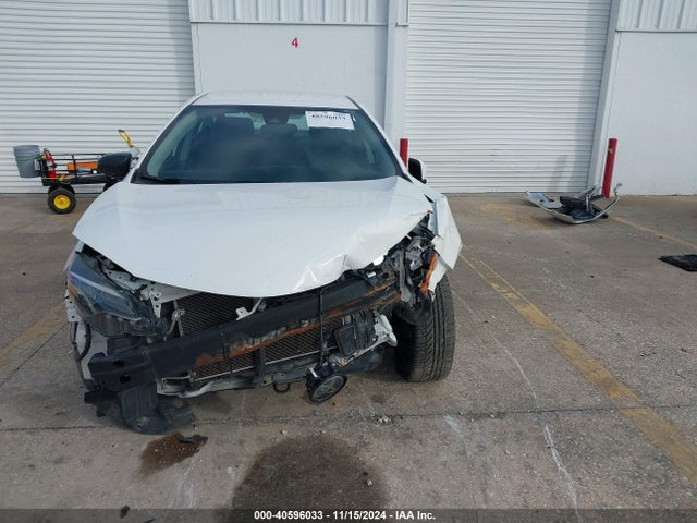 Toyota COROLLA LE 2018 2T1BURHE4JC051915 Image 13