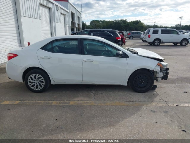 Toyota COROLLA LE 2018 2T1BURHE4JC051915 Image 14