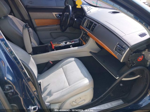 2009 JAGUAR XF SAJWA05B79HR33458 Photo 4