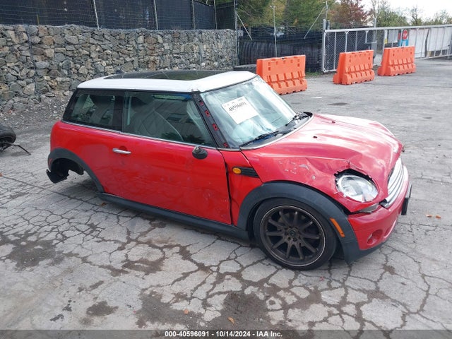 2009 MINI COOPER WMWMF33539TU70301 Photo 0