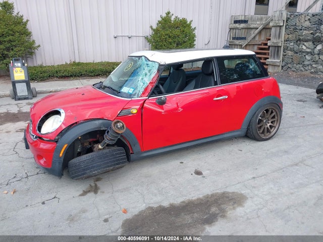 2009 MINI COOPER WMWMF33539TU70301 Photo 1