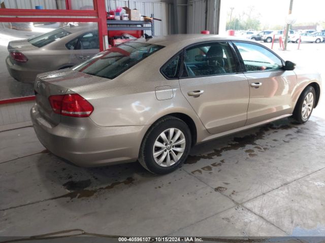 1VWAT7A34FC056928 Volkswagen Passat 1.8t Wolfsburg Edition