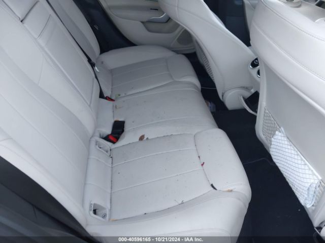 WDD3G4FB5KW012675 Mercedes-Benz A 220 4matic
