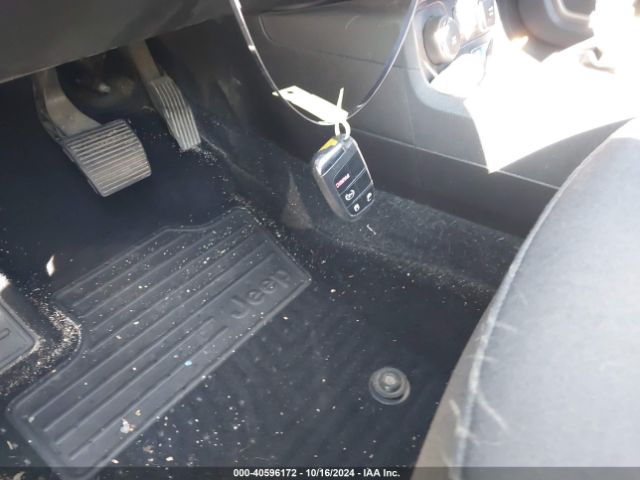 ZACCJBBT3FPB29835 Jeep Renegade Latitude