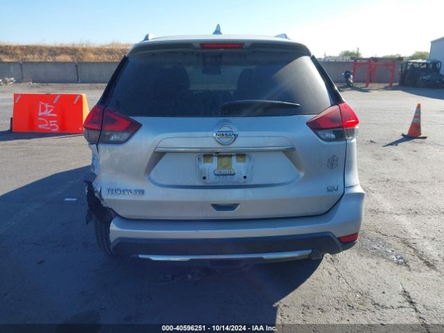 JN8AT2MT5JW465792 Nissan ROGUE SV