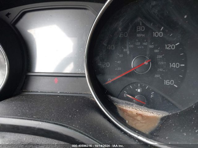 KNDMB5C17G6127137 KIA SEDONA LX