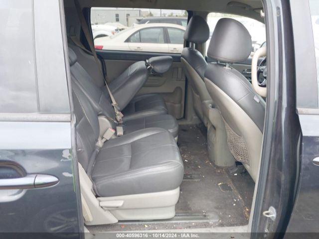 KNDMB5C17G6127137 KIA SEDONA LX