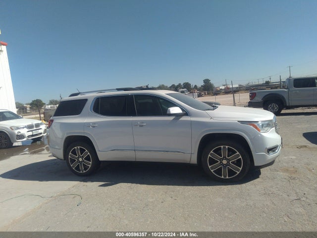 GMC Acadia Denali 2018 1GKKNPLS3JZ121848 Image 13