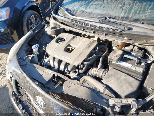3KPFK4A76HE109475 KIA FORTE LX
