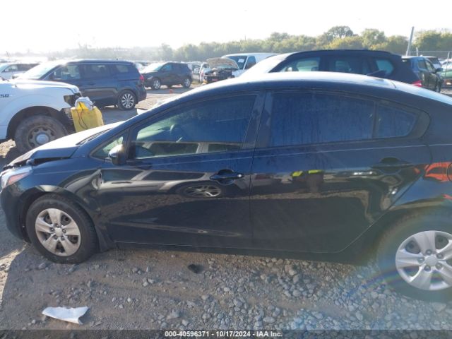 3KPFK4A76HE109475 KIA FORTE LX