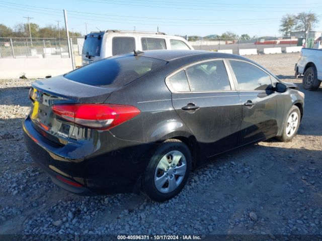 3KPFK4A76HE109475 KIA FORTE LX