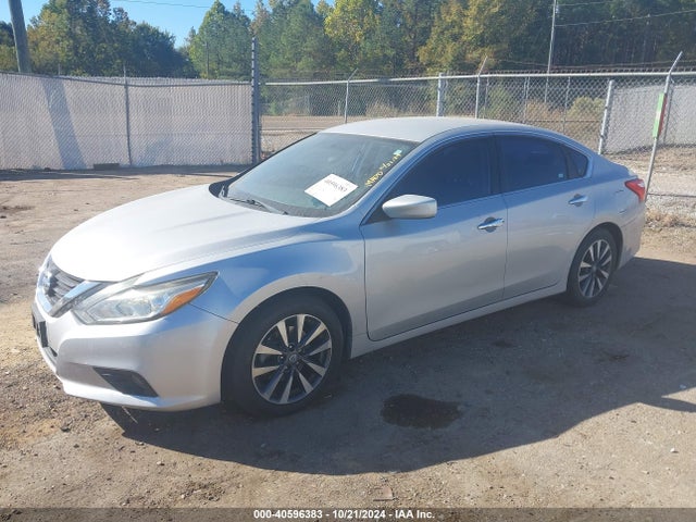 Nissan Altima 2.5 Sv 2017 1N4AL3AP6HC205346 Image 2