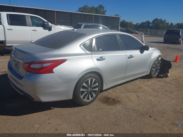 Nissan Altima 2.5 Sv 2017 1N4AL3AP6HC205346 Image 4