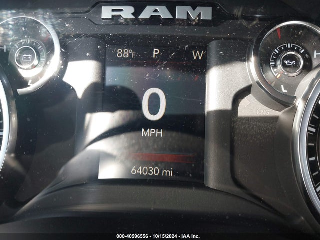 3C6UR5DJ2NG137250 RAM 2500 Big Horn  4x4 6'4 Box