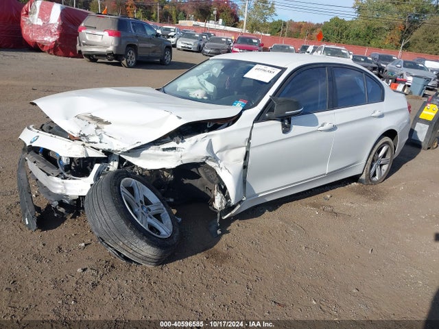 WBA3C1C53FP852972 BMW 328I