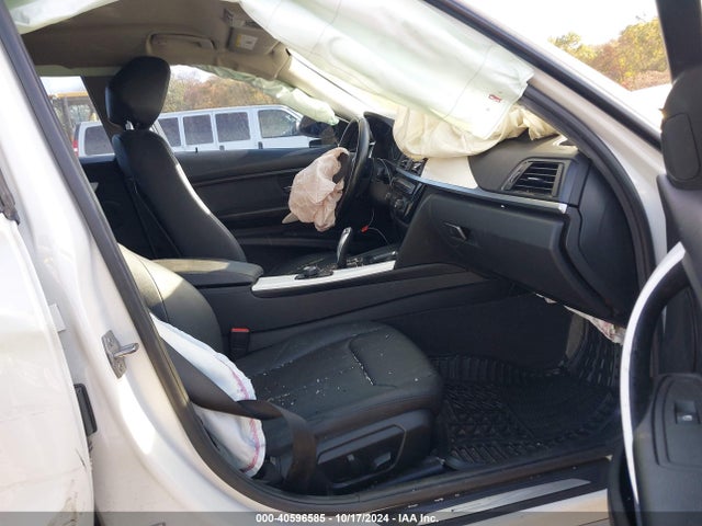WBA3C1C53FP852972 BMW 328I