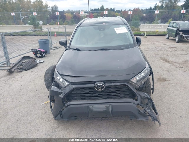 Toyota RAV4 LE 2019 JTMF1RFV4KD030550 Image 11