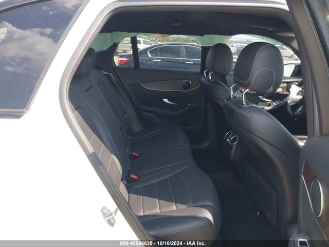 WDC0G4JB3KF599151 Mercedes-Benz GLC 300
