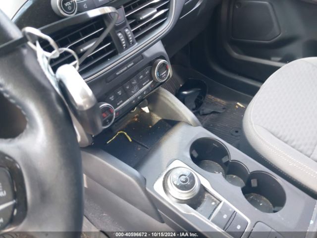 1FMCU9BZ4MUA18206 Ford Escape Se Hybrid