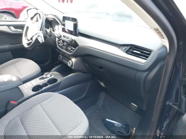 1FMCU9BZ4MUA18206 Ford Escape Se Hybrid