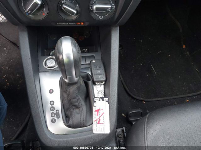 3VWD17AJ2EM214049 Volkswagen Jetta 1.8t Se